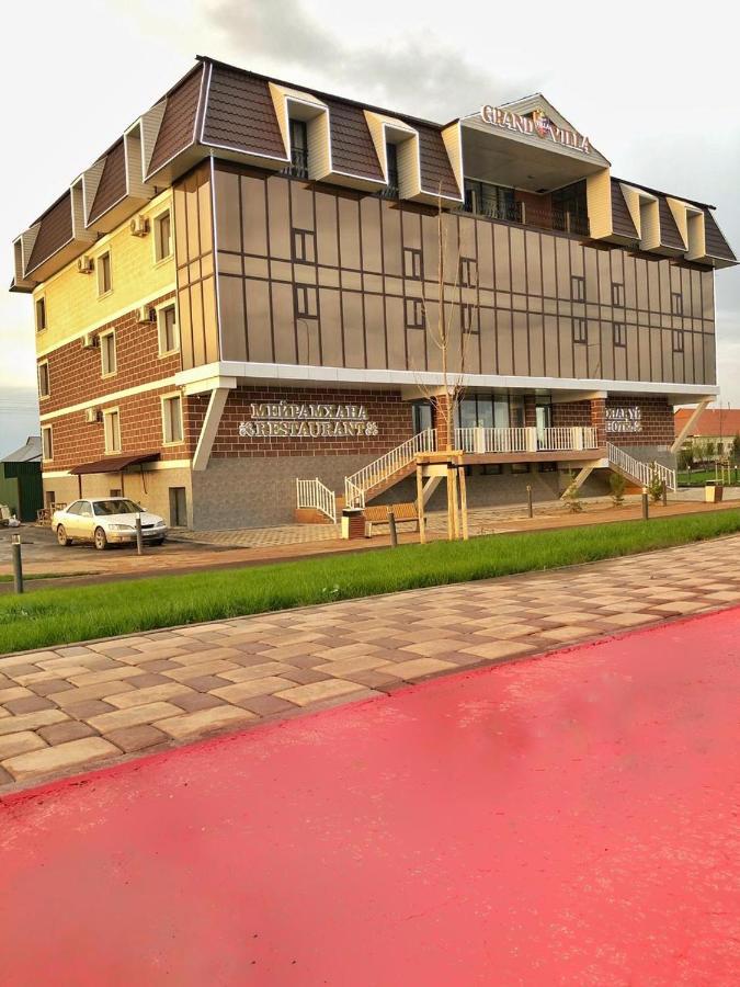 Grand Villa Turkistan Buitenkant foto