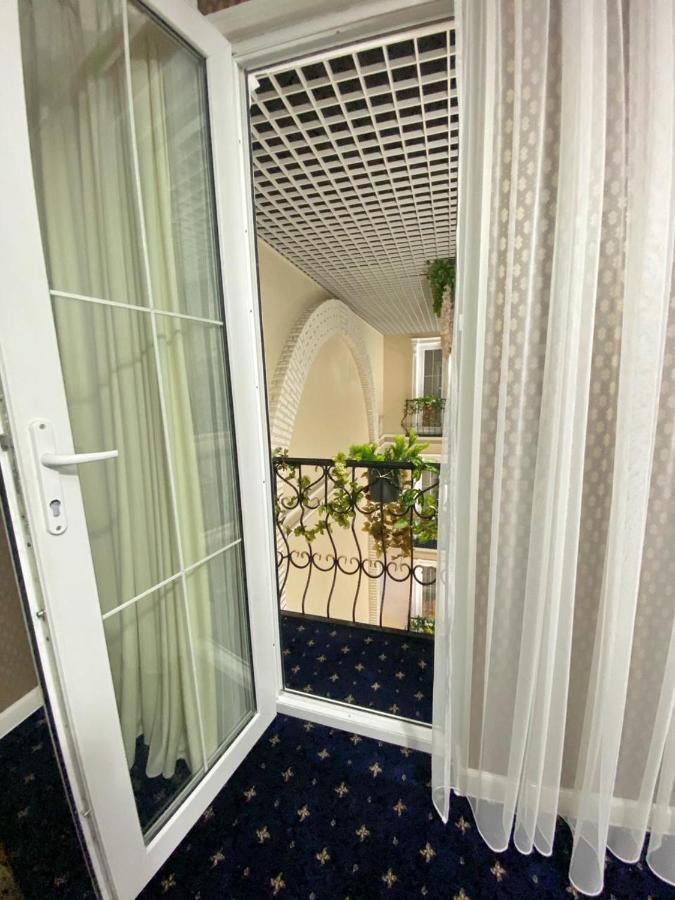 Grand Villa Turkistan Buitenkant foto
